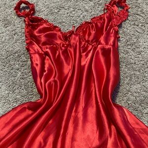 Oscar de la Renta Vibrant Red Satin Chemise